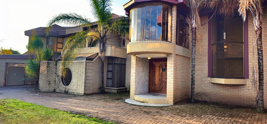 4 Bedroom Property for Sale in Heuwelsig Free State